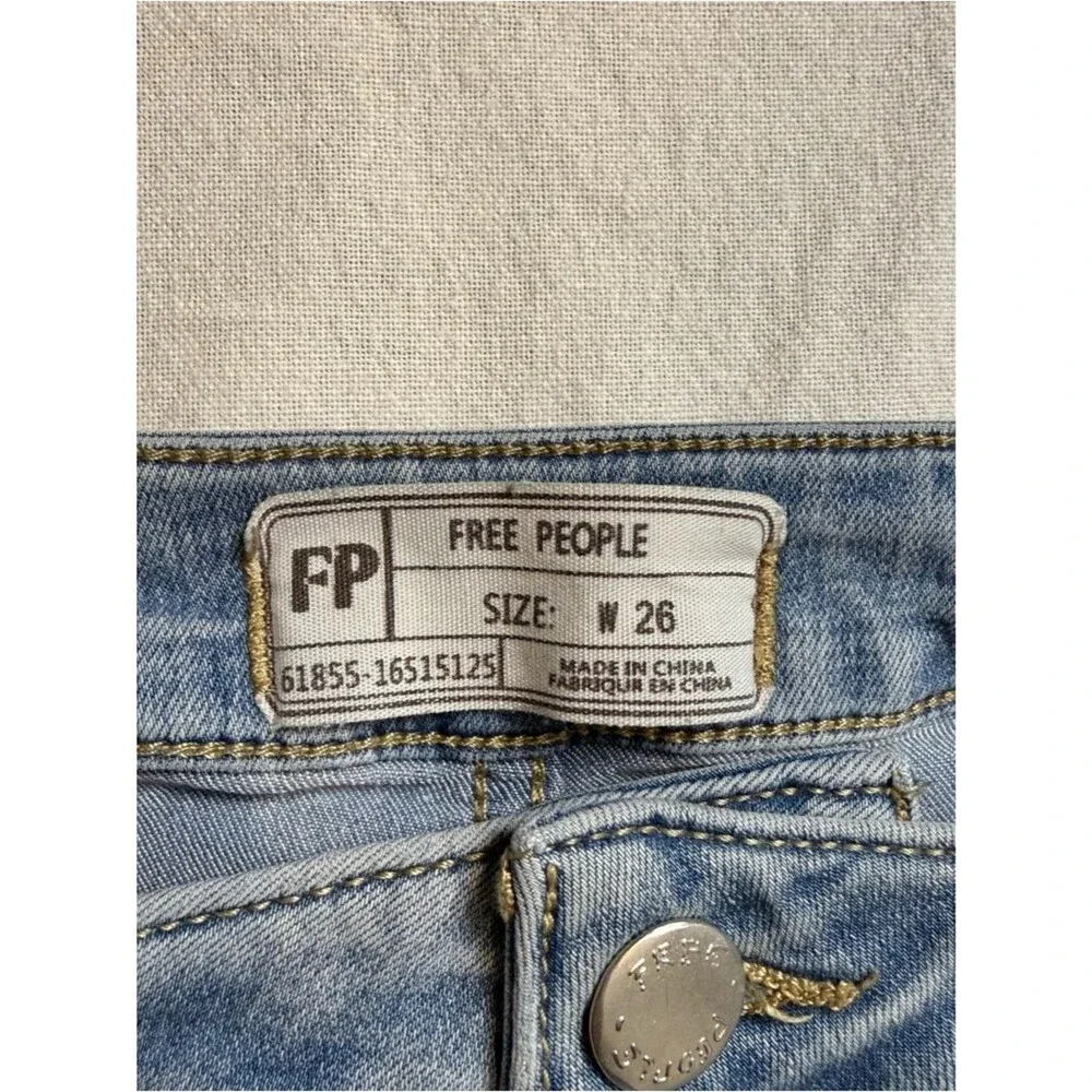 Free‎ People Flare Jeans Raw Hem Bell Bottom Stretch Light Wash W26